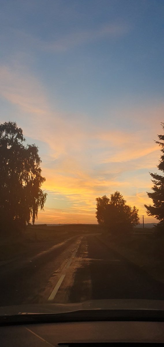 Kahinabouou's tweet photo. Obligé je partage ce décor #maroute https://t.co/MoOgj4atv4