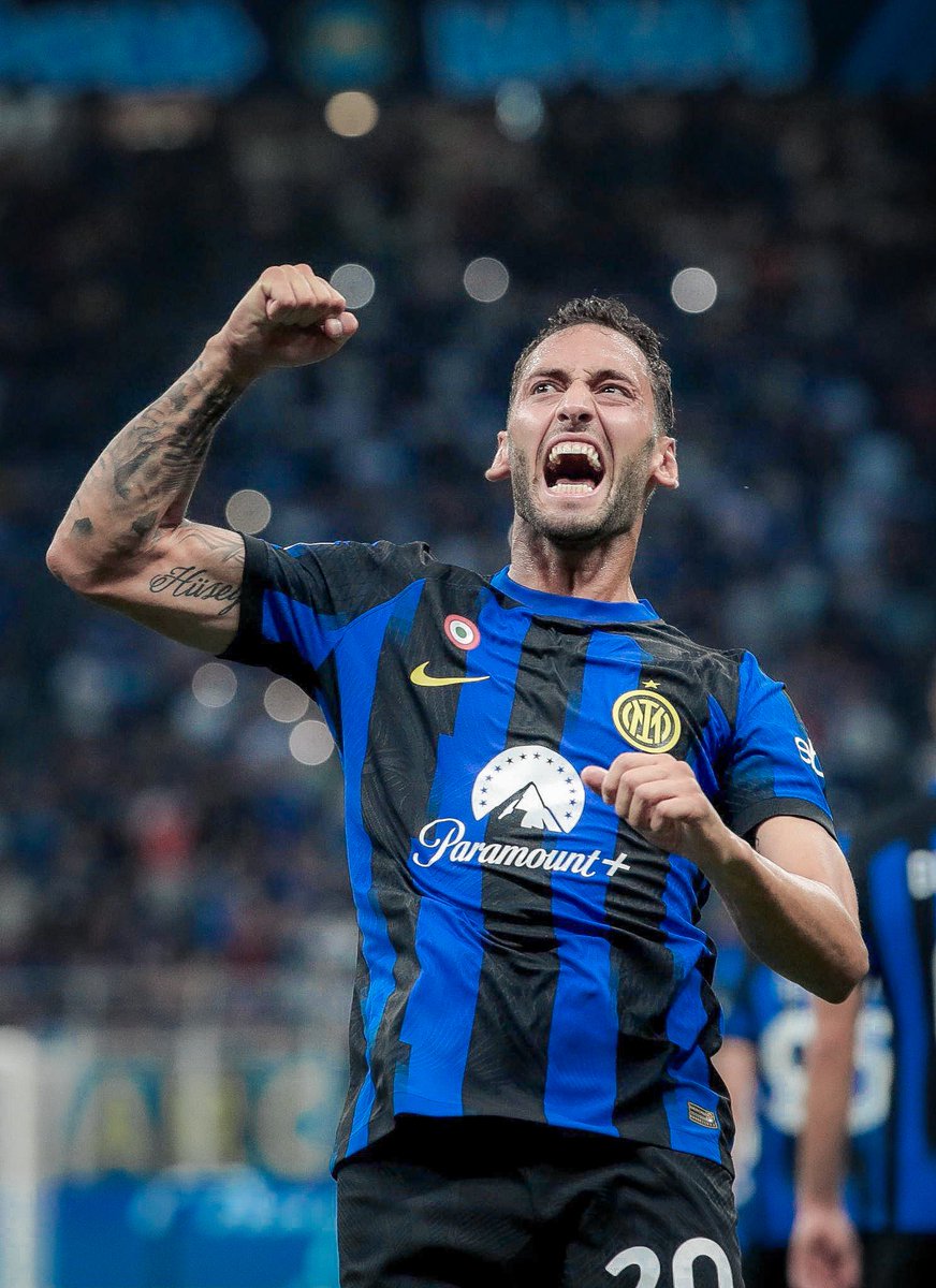 €0 🖤💙
