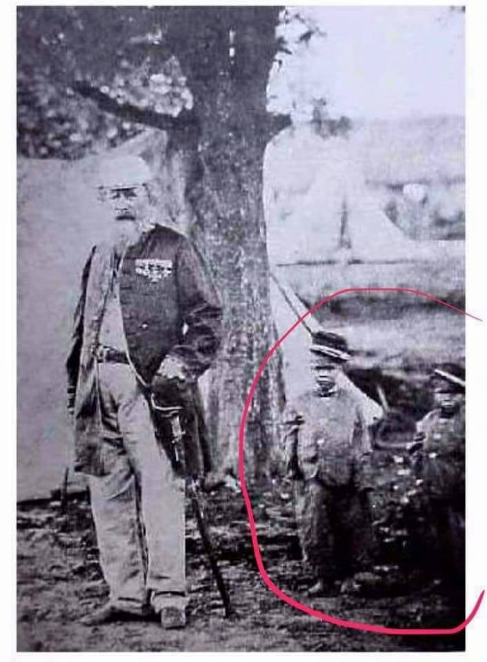 Los #Paraguayos #paraguay saben de esto ..

Historias verdaderas de la guerra de la Triple Alianza contra el Paraguay ...

En Paraguay no se "festeja" el Día del Niño, como en otros países, sino que se conmemora a los "Niños mártires de Acosta Ñu" de la llamada Guerra de la