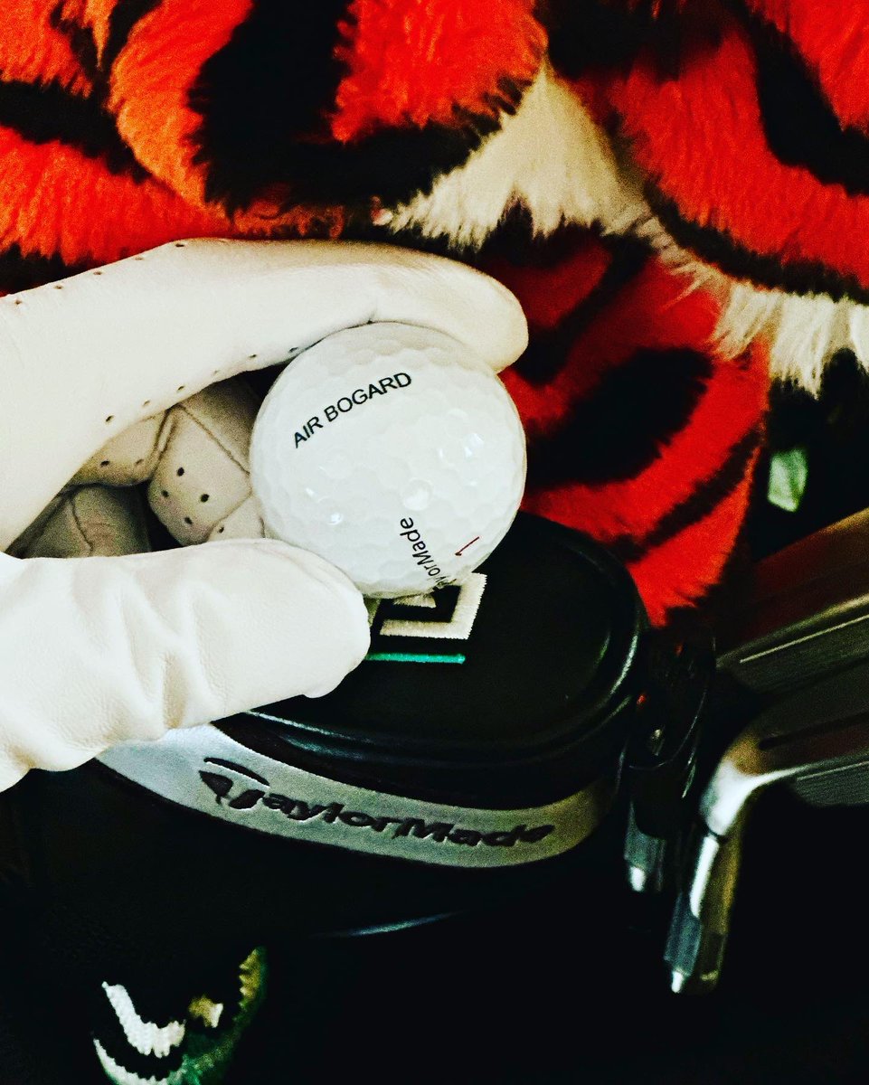 EdwardBogard's tweet photo. VOLUME UP 🔊 

Annihilating @TaylorMadeGolf TP5X golf balls all #LaborDay weekend. 

#DialedIn #TeamTaylormade #TP5X #Golf #AirBogard https://t.co/HRiIwZfE0a