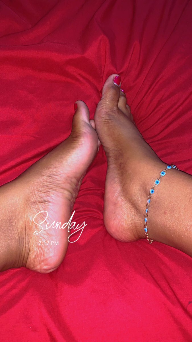 JadaSiren's tweet photo. Time for a pedi 👣😩
#feet #feetpic #feetstagram #feetworshi̇p #feetlovers #FOOTFETİSH #feetsellers #feetbuyers #feetchat https://t.co/AdsGXiB1BA