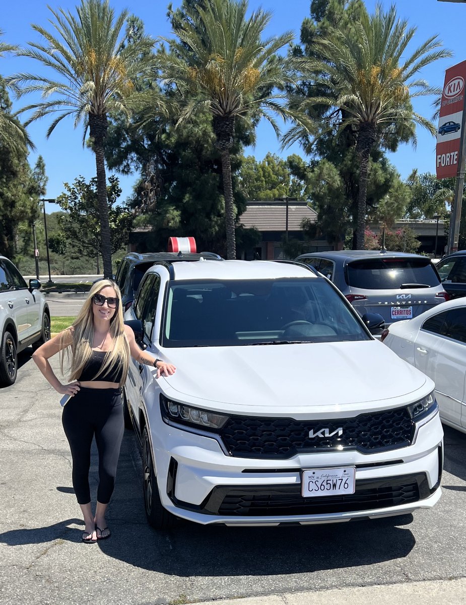 Krista Stevenson came from San Diego to get a great deal on a 2023 kia Sorento s model from Louie Ballesteros! KIA Cerritos never disappoints!🤩