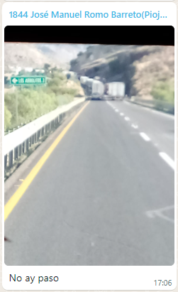 aleaxion_mx's tweet photo. Buenas tardes @CAPUFE @GN_Carreteras @CNAC_GN tendran algún reporte de incidente a la altura de Santa María Del Rio dirección de Norte a Sur carretera S.L.P. - Qro...?? esta detenido el trafico, comparto coordenadas: 21.81113,-100.73049 gracias por el apoyo, saludos... https://t.co/lhQYbK4U38