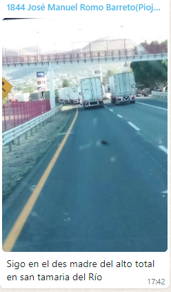 aleaxion_mx's tweet photo. Buenas tardes @CAPUFE @GN_Carreteras @CNAC_GN tendran algún reporte de incidente a la altura de Santa María Del Rio dirección de Norte a Sur carretera S.L.P. - Qro...?? esta detenido el trafico, comparto coordenadas: 21.81113,-100.73049 gracias por el apoyo, saludos... https://t.co/lhQYbK4U38