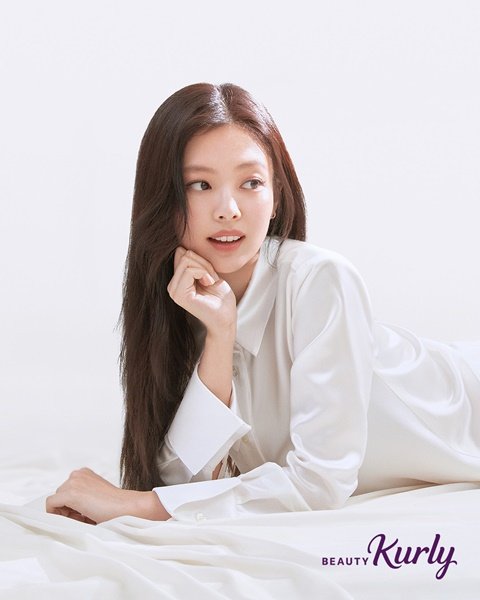 Earth_Jennie's tweet photo. Jennie for Beauty Curly F/W pictorial

▶https://t.co/cdYmrCsvLd

블랙핑크 제니 #JENNIE #제니 https://t.co/2UoeWwcfjz