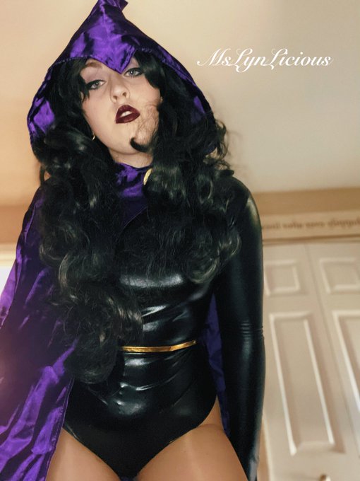 Oh hey you! Don&rsquo;t mind me just casually dropping a sneak peek of my raven cosplay that will be available<a href="/tag/cosplay"class="tags"><span>#cosplay</span></a><a href="/tag/raven"class="tags"><span>#raven</span></a><a href="/tag/pantyhose"class="tags"><span>#pantyhose</span></a><a href="/tag/ravencosplay"class="tags"><span>#ravencosplay</span></a><a href="/tag/unfiltrd"class="tags"><span>#unfiltrd</span></a>