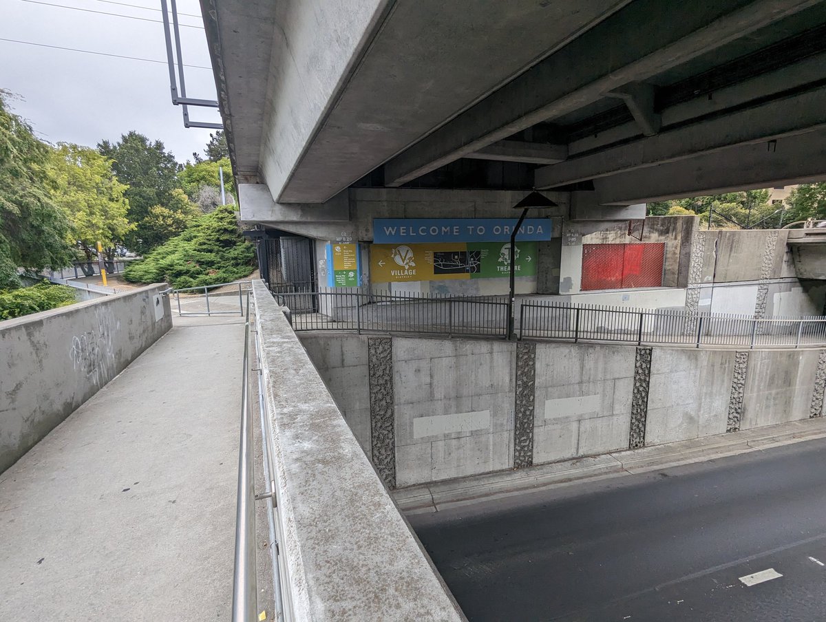 gavinlohry's tweet image. To kick-off #TransitMonth I tried a new hike. Orinda @SFBART to @rideact 39 at Joaquin Miller Park via the Siesta Valley. A little long with a lot of elevation gain, but a great way to enjoy the hills without a car.