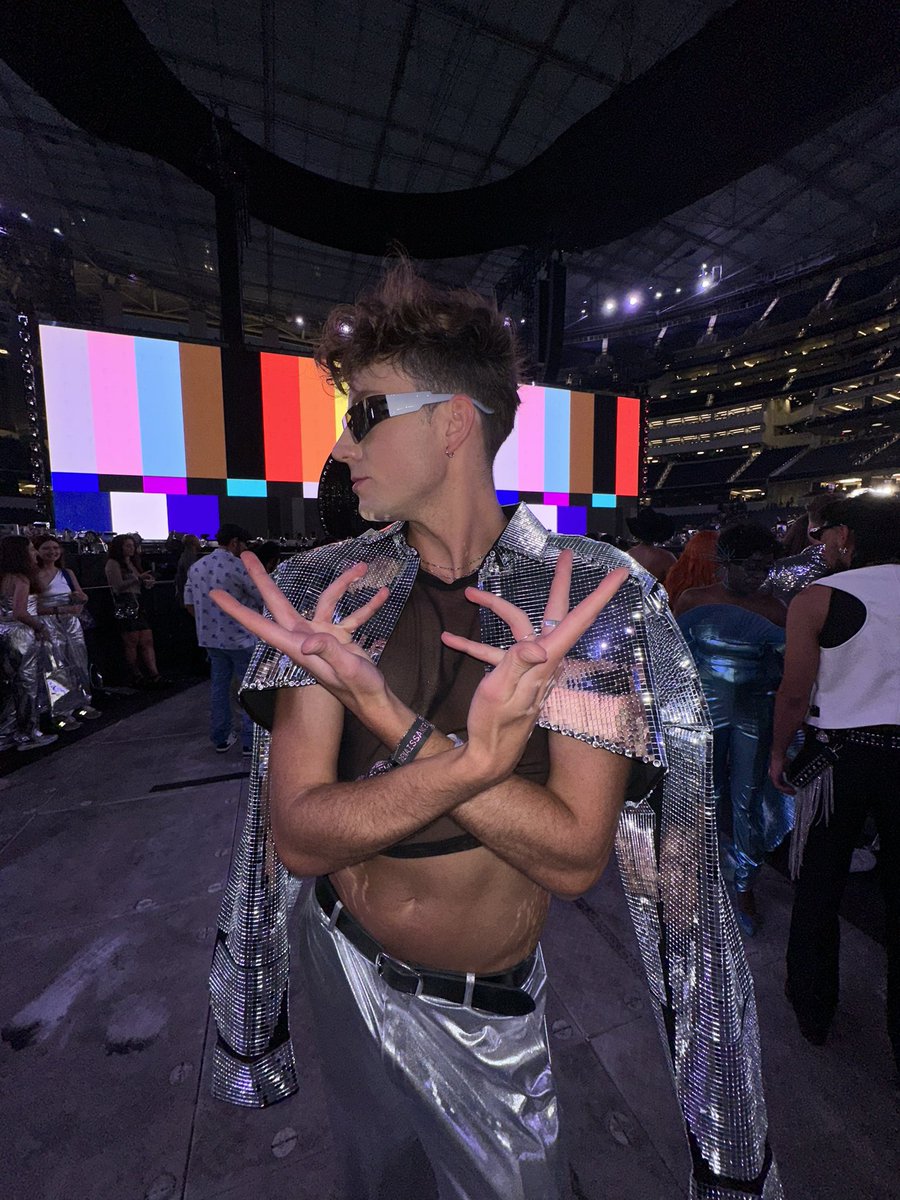 Cameron Phillips tweet media