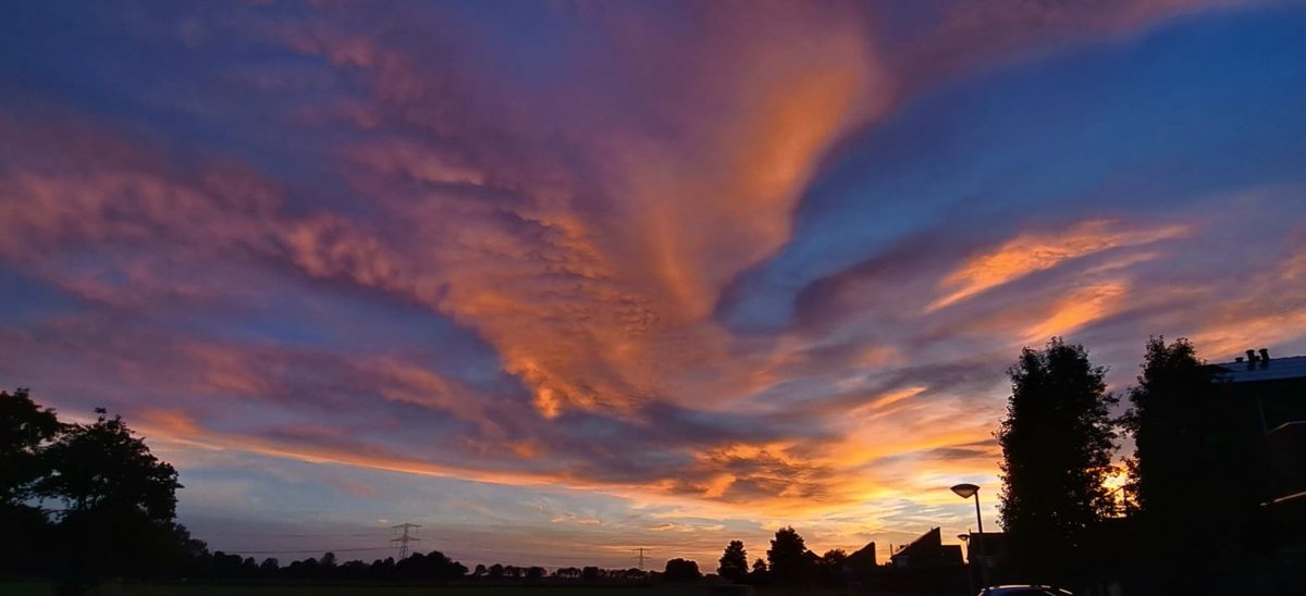 Wat kan de hemel toch mooi kleuren #natuurpracht #avondrood