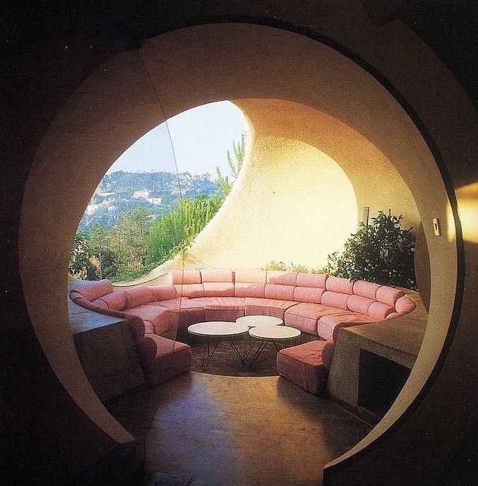 designdocument's tweet photo. We Shall Bring Back Conversation Pits! 🤍🛋️ https://t.co/WC0BxMVaBt