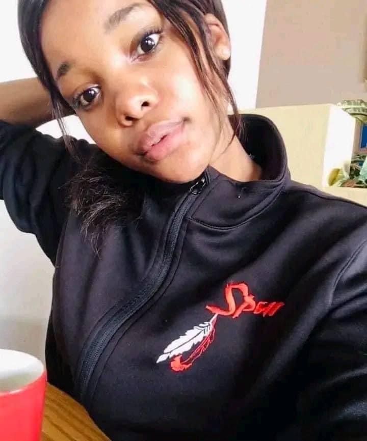 DeeJobplug's tweet photo. From a Spur waitress, to PnP customer consultant, to an Attorney. It’s Possible! https://t.co/MYhtVWUmC0