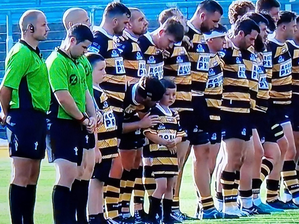 <a href="/RayRb1974/">Ray Bird</a> Proud nana and Granchy moment ❤️ our tow oldest grandsons being mascots at the Rugby 🏉 today for Newport v Pontypool 💙💙