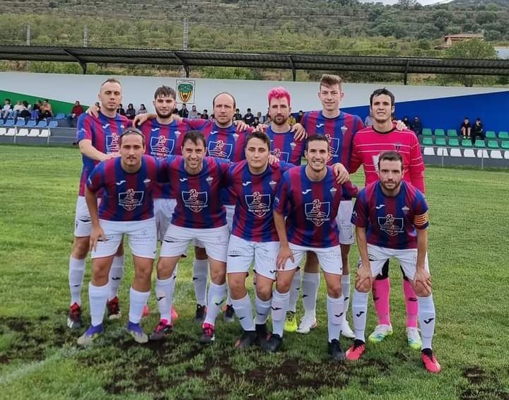Morella_FC's tweet photo. La Nostra Copa,primera eliminatoria Esportiu Cinctorrà 0 - Morella FC 4, gols de Chillida, Jaime Martínez, Josema i Jordi Querol.
La setmana que ve comencem la lliga en la nova categoria Segona FFCV https://t.co/yksMFU179R