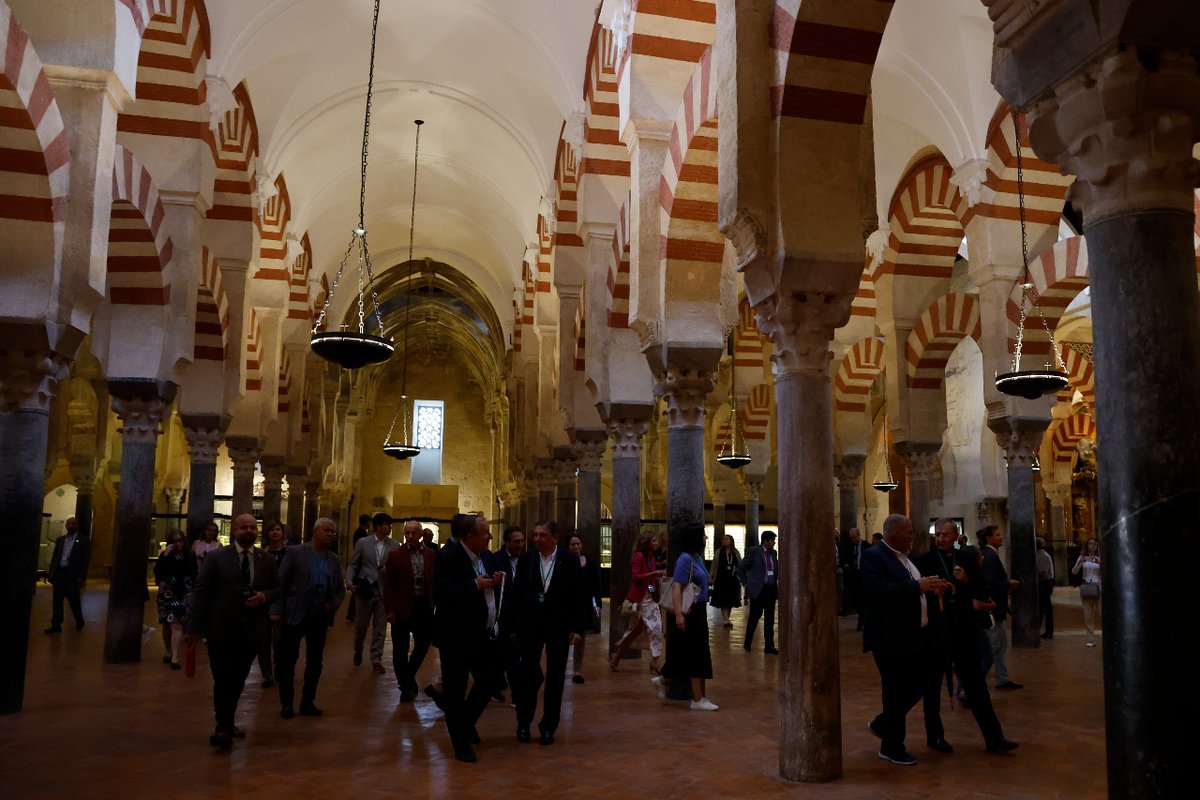 España en la UE tweet media