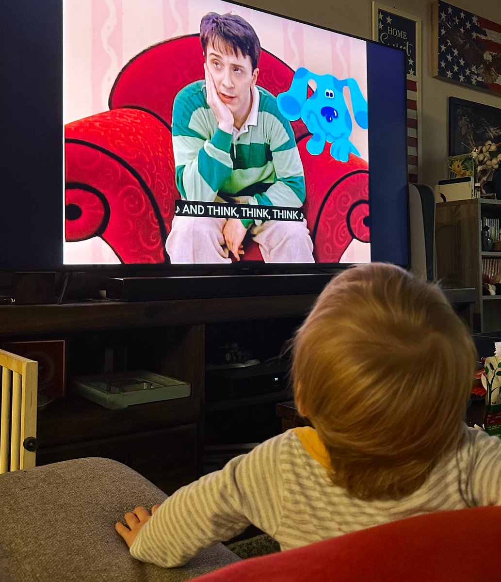 BritNic420's tweet photo. Getting to share my  Blue’s Clues with my little one is a whole different experience 💙 @nickjr https://t.co/xZAR4ypfga