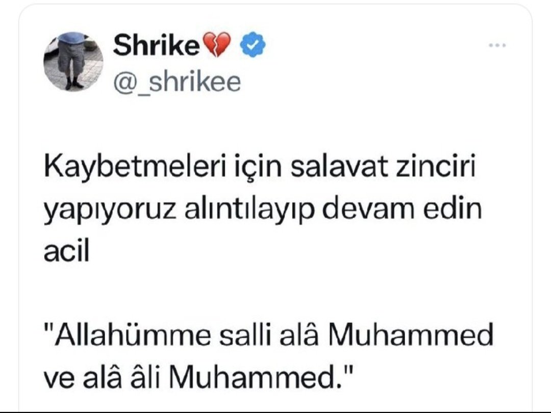 Arkadaşlar bakın,ülkemizin Sırbistan a karşı oynadığı voleybol maçını kaybetmesi için salavat zinciri oluşturmuşlar, dini nasıl alet ediyorlar..