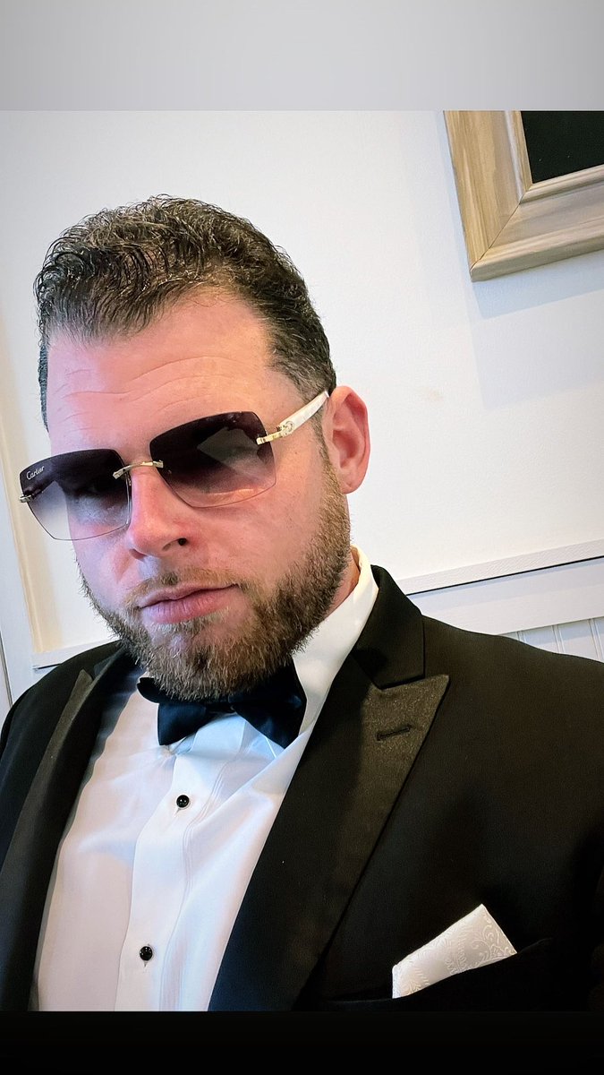 CryptoGodJohn's tweet photo. Ape szn https://t.co/vYR3wu2TkS