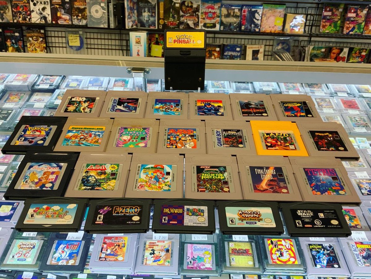 RetroReplaymd's tweet image. More handheld games are going out on the floor! We always are getting in tons of new inventory! #pokemon #pokemonpinball #pikachu #nintendo #nintendods #nintendo3ds #3ds #ds #gameboy #gameboyadvance #retrogaming #retroreplaybelair #maryland #shoplocal #gamestore