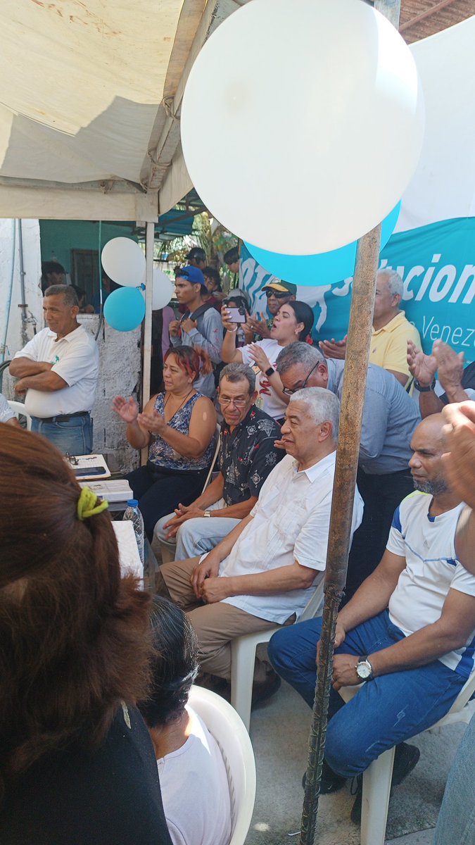 ciapityyanky's tweet photo. En un ambiente de alegría y optimismo,! Con el respaldo de una comunidad. se volcó apoyar la fórmula 1 de la seccional Puerto La Cruz hemos elegido a nuestra junta directiva, con el aval y presencia del Doctor @claudioefermin vamos a  llevar el mensaje de amnistía y reencuentro https://t.co/XwgDhyWAOy