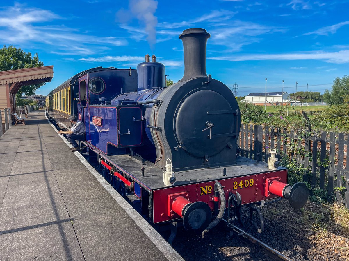 TonyP146's tweet image. A great day performing guard suitability assessments at @DidcotRailwayC . I am pleased to say all were suitable volunteers for further training.
#KingGeorge
#Volunteering