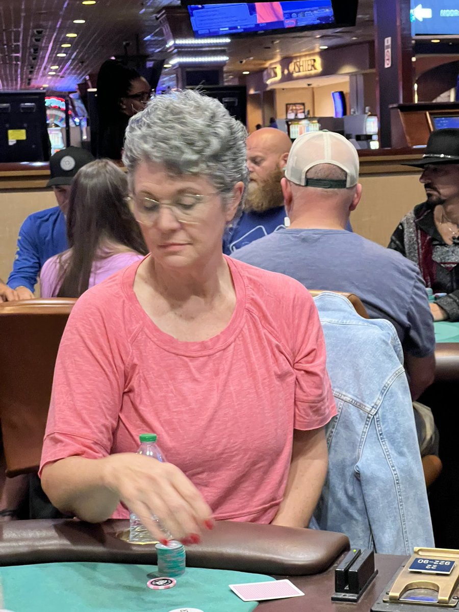 MurphMurphy5's tweet image. With 36 players left in the #RunGood Tunica Main event there are 6 women left. #WPA #PLON #poker #RoadTripSeries #GirlPower