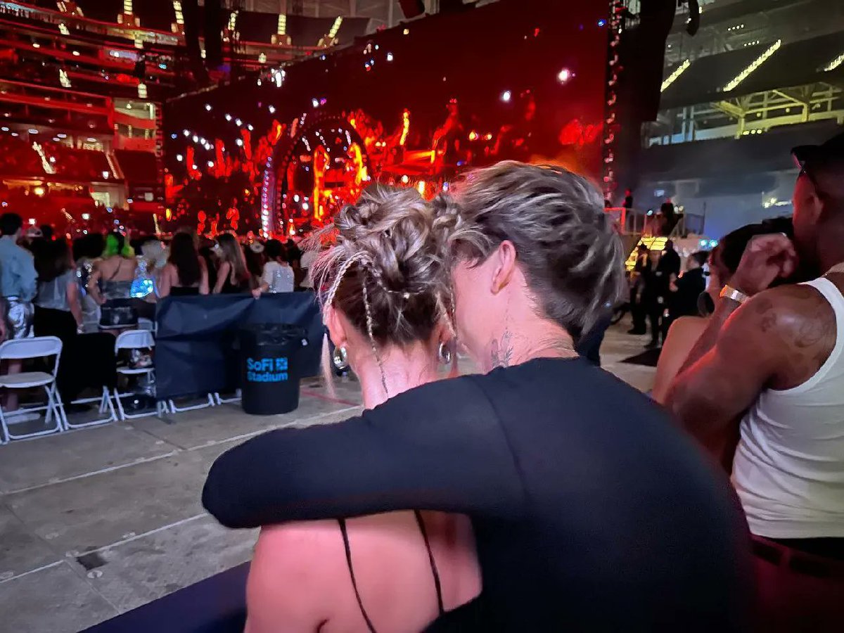 jxdnhosslerrx's tweet image. them so cute omfg