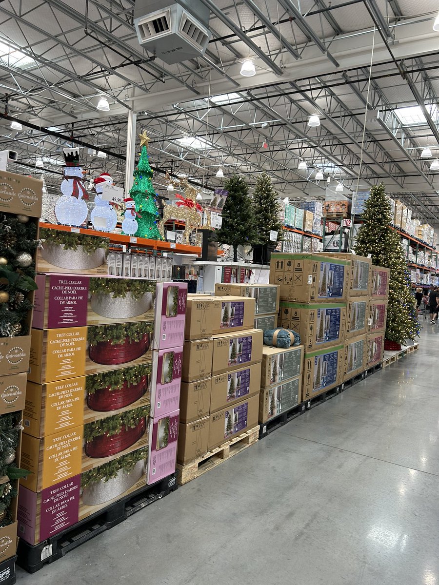 SuptKozina's tweet photo. Nope… too early #Costco #ItsOnlySeptember https://t.co/VhoATaqPyC