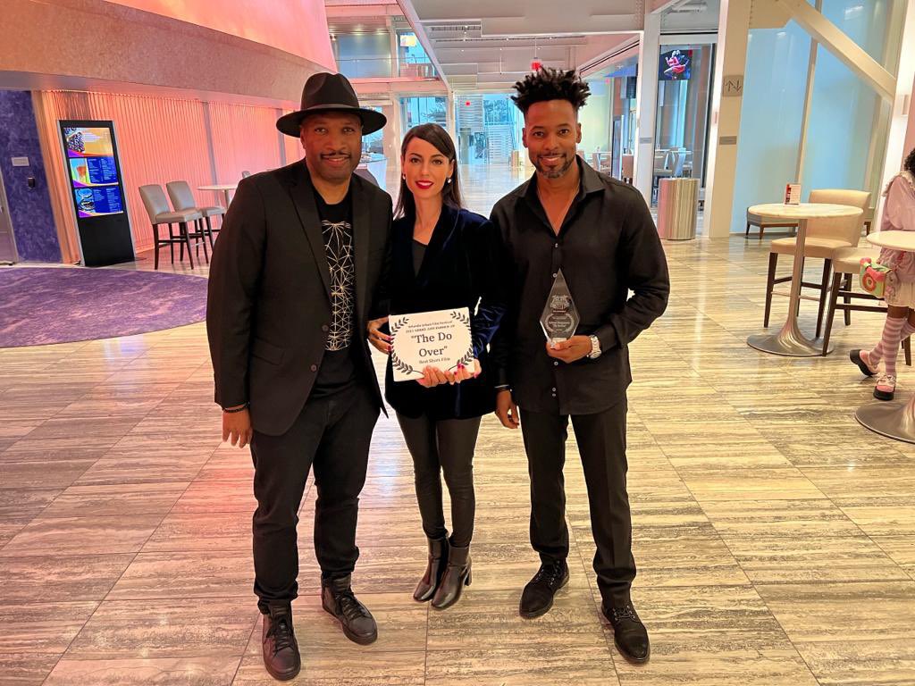 MrAMontgomery's tweet photo. #aboutlastnight…Thank you again to #MarianneEgglston, #timothystarks and everyone else at #orlandourbanfilmfestival for voting me Best Actor for our short film #TheDoOver. My fam writer/director @ITSDAKARI and his wife @genastaimee are a fantastic producing force. #grateful https://t.co/yNDHstDOIm