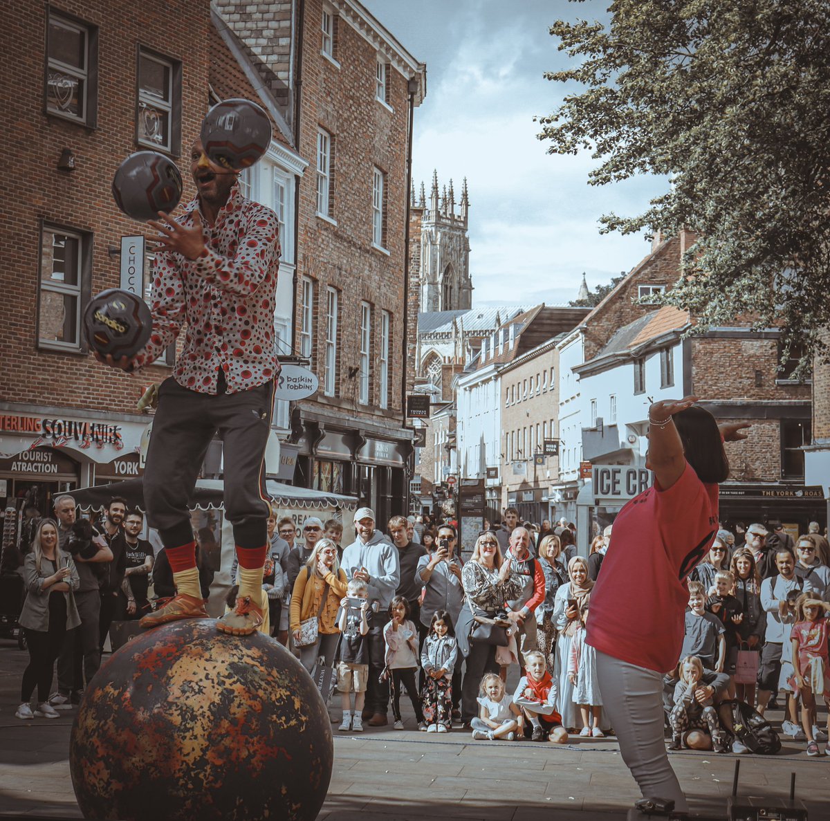 woolrich_photo's tweet photo. Man with his balls 

#yorkminster #york #yorkshire #visityork #cathedral #architecture #photography #england  #northyorkshire #yorkminstercathedral #minster #yorkuk #yorkengland #theshambles #visityorkshire #yorkcity #travel #visitengland #travelphotography #streetphotography https://t.co/fdZiptOWiE