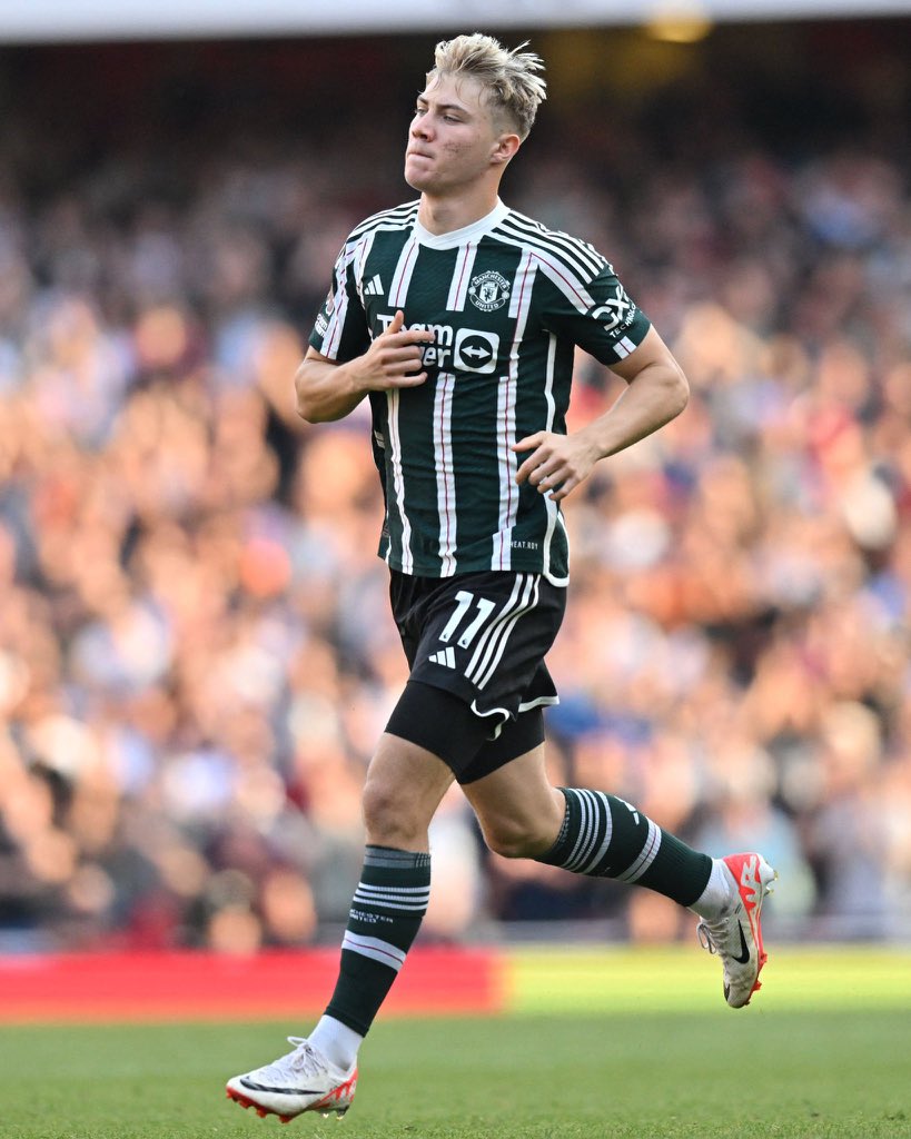 VictorSolitei's tweet photo. Today we take the L. We shall revisit this at Old Trafford. However, I was impressed with Rasmus Hojlund, he showed his pace, strength, and great at link up play. Even with the few minutes he got to play, you could note his effect. He is one to watch. #Hojlund Manchester United https://t.co/17iAVJICe2