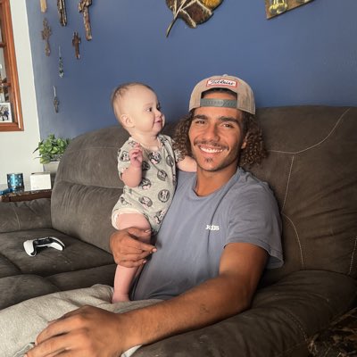 Jareed_Edwards's tweet photo. Never know I could love someone so much , unconditionally ❣️ daddy’s trying too give you the world baby girl , you just don’t know it yet https://t.co/uAhhy2cfCN