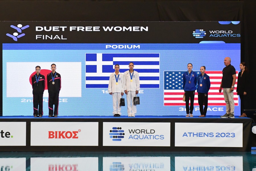 HellenicOlympic's tweet image. 🥇 στο Ελεύθερο Ντουέτο του Παγκοσμίου πρωταθλήματος Καλλιτεχνικής Κολύμβησης Παίδων / Κορασίδων από τις καταπληκτικές Εστέλλα Καραμανίδου και Βασιλική Θάνου, αφήνοντας πίσω Ιαπωνία και ΗΠΑ. Συγχαρητήρια κορίτσια 👏👏👏
#TeamHellas 🇬🇷
#Synchronized
#Gold