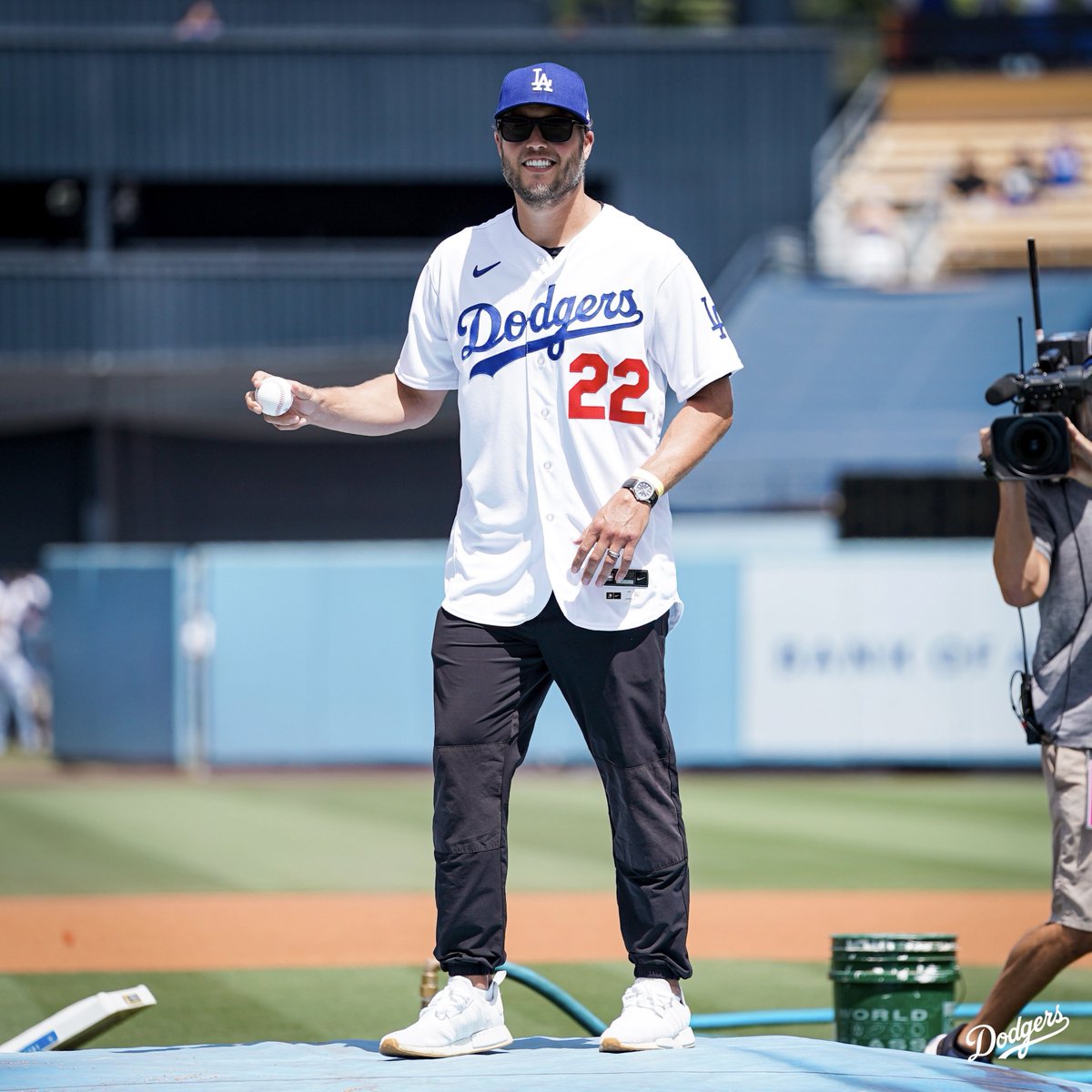 Dodgers's tweet photo. Clayton and Matthew, just like old times. https://t.co/9AhVAuLNvK