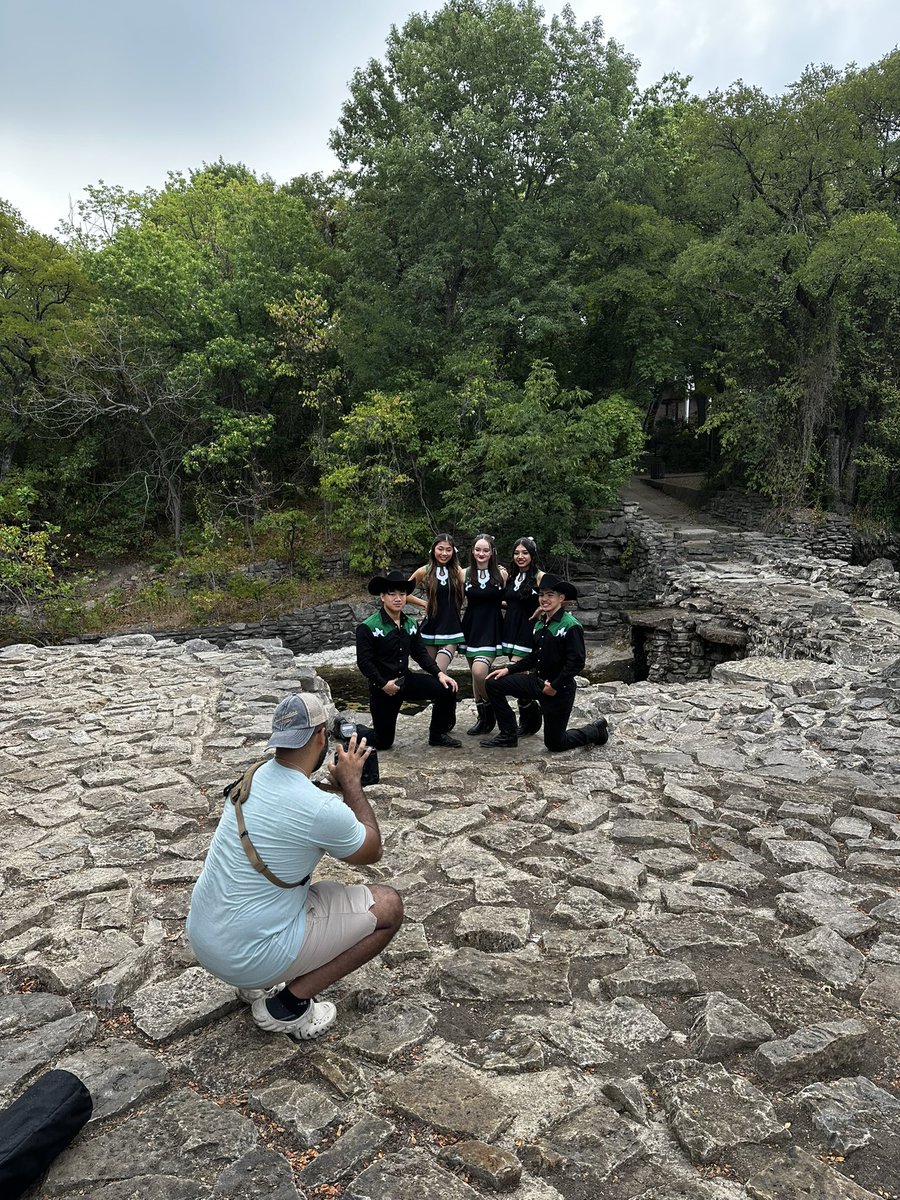 BHS_Ramblers's tweet photo. Thank you Rives for taking our team pictures today. You truly are the best! Finished it off with a team brunch at First Watch. 🤠 https://t.co/XdKSJfPZgp