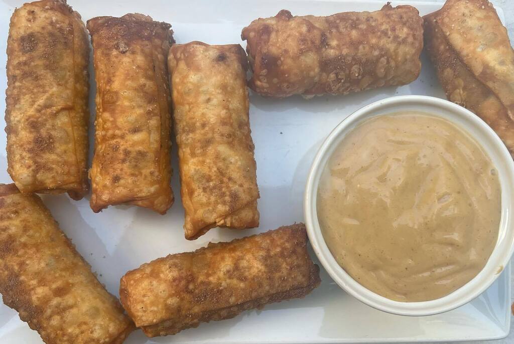 HerfLocker_Ken's tweet photo. S’more Eggrolls for the win! https://t.co/GDur8T8koT