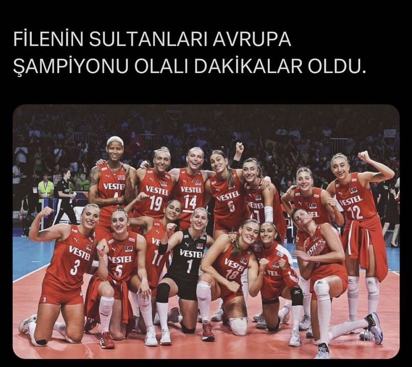 emotion0606's tweet photo. Helal size kızlar💪🏻 
Cumhuriyetin 💯. Yılına çok yakıştı 🇹🇷🇹🇷🇹🇷 @millitakimvb https://t.co/CJwZkwalrz