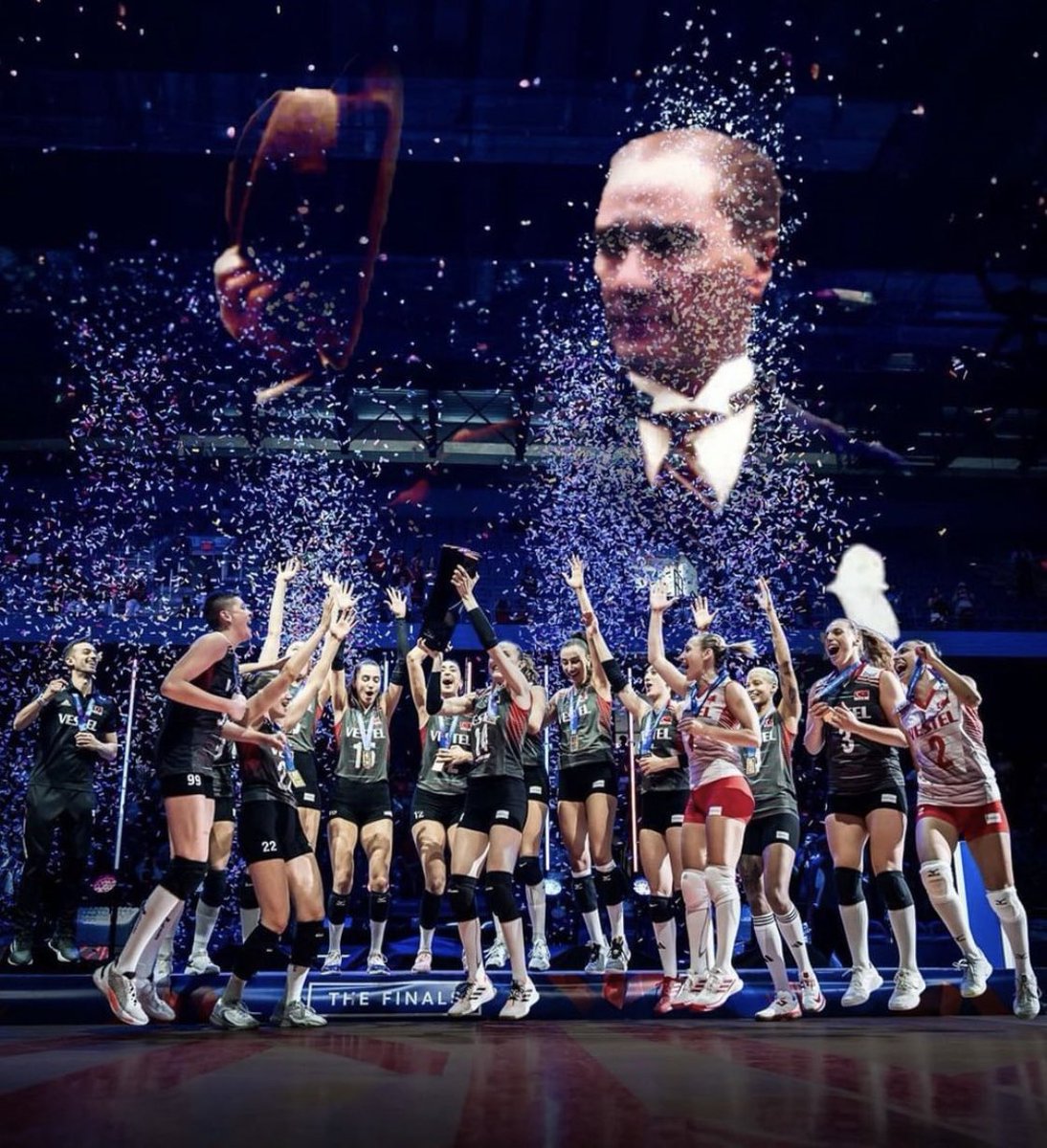 #FileninSultanlari Avrupa Şampiyonu 🎉 🎉🎉
milli gurur diyeceksiniz #EuroVolley2023