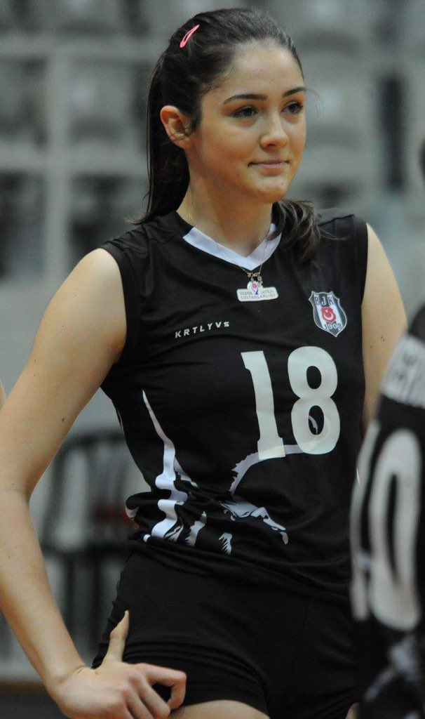 ozanmetiin's tweet photo. Türk sporunu sırtlamaya devam 🦅🇹🇷🙏🏻 https://t.co/o1a9tFb8Rl