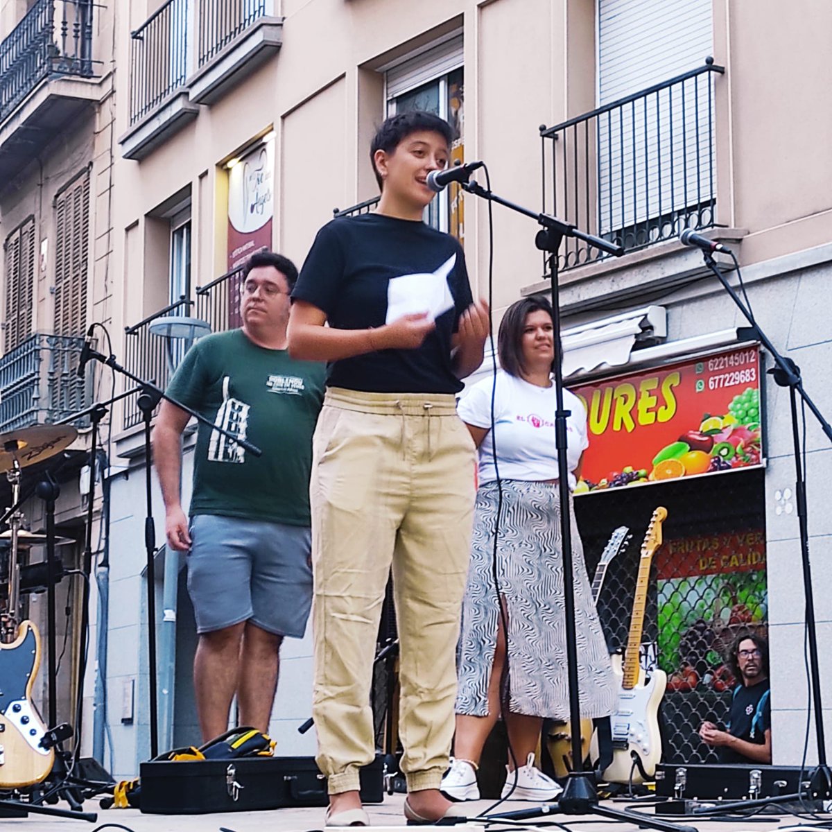 CPelCarras's tweet photo. 🌟 Èxit a la desena edició de les #FiFPopulars 

🎉 Moltíssimes gràcies a tothom qui ha passat als diversos actes que hem organitzat.

✊🏼 La lluita per una cultura alternativa, autogestionada i conscient a Sant Sadurní no s'acaba. Seguim! https://t.co/ItR9T4XDCj