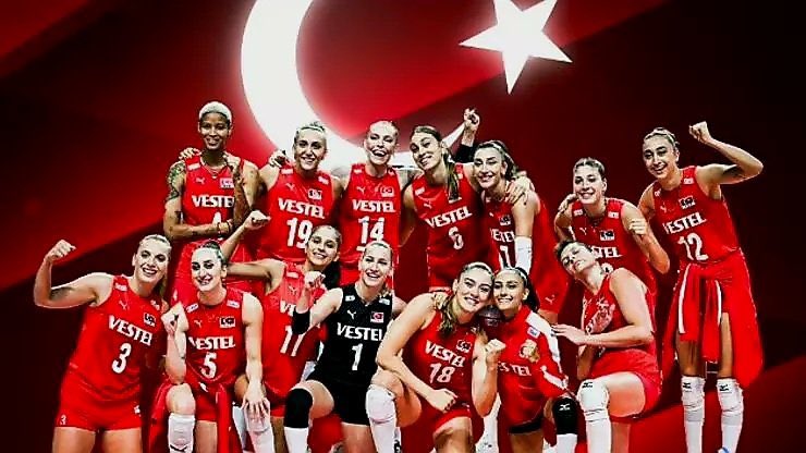 2023 CEV Avrupa Şampiyonası final maçında Sırbistan’ı 3-2 yenerek şampiyon olan, bizlere bu milli gururu yaşatarak sevince boğan   #FileninSultanları'nı gönülden kutlarım. 🏆🇹🇷🏆