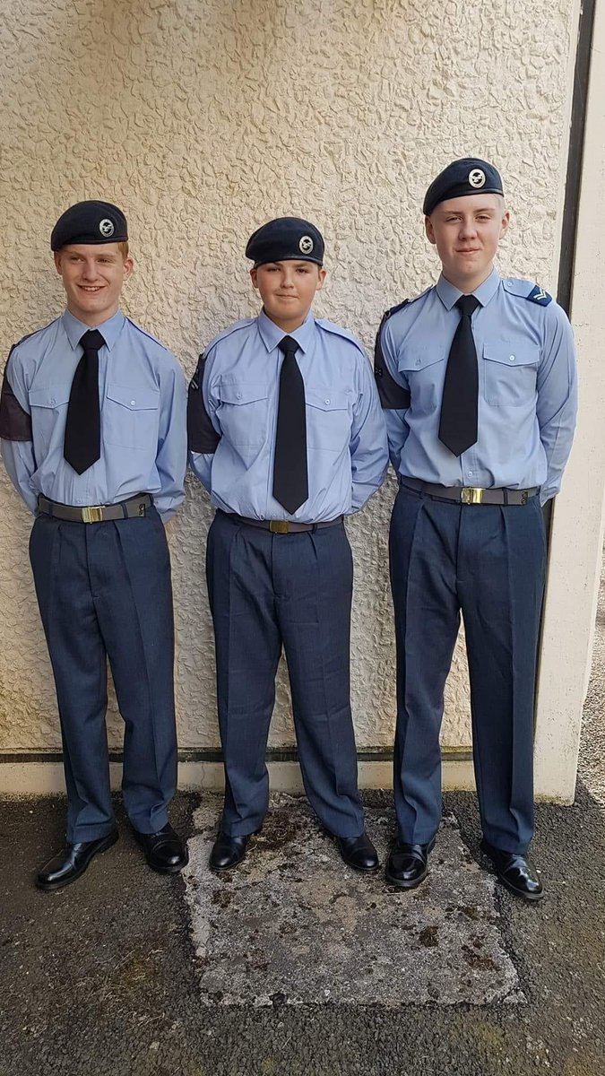 Regional Competitions today at HMS Rosyth and we came 2nd in both the junior and senior aircraft recognition competition! So incredibly proud of the team today and special thanks to CI Kerr for the training efforts!! Congratulations everyone ✈️ #817