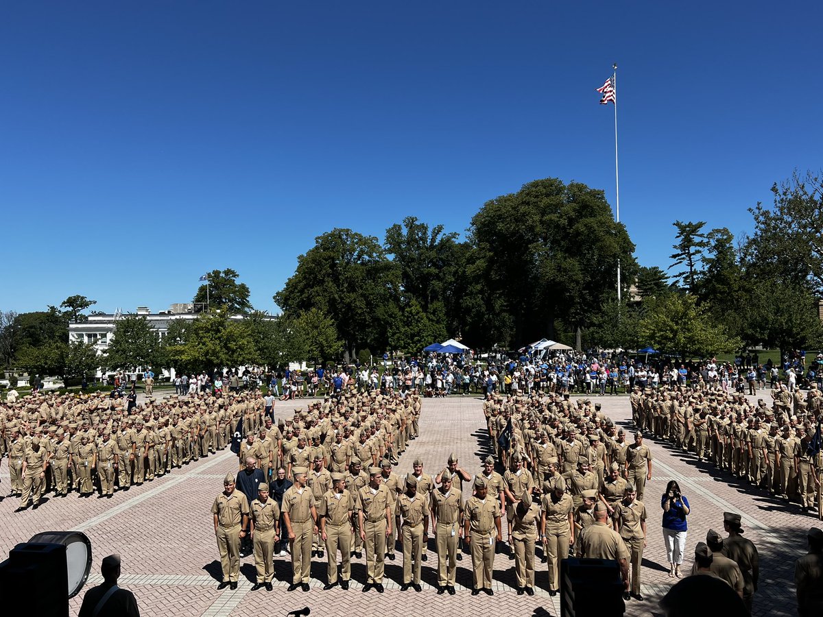 USMMA Football tweet media