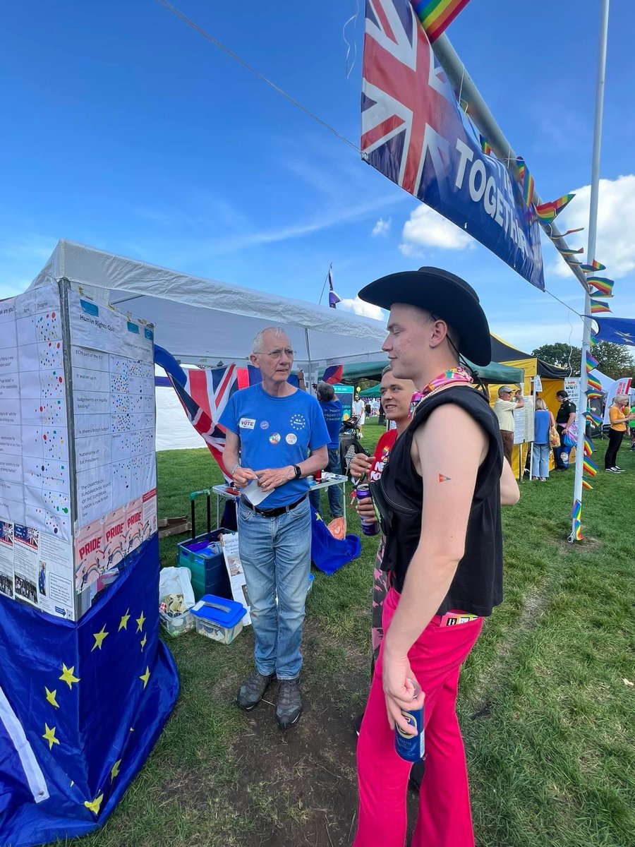 BerkshireforEU's tweet photo. What a fabulous day we had yesterday at #ReadingPride! 🌈

It was brilliant to meet so many of you and to share our hope of #RejoinEU 🇬🇧❤️🇪🇺

Turns out nobody really is very Rishi…

#BollocksToBrexit #ECHR #HumanRightsMatter #LoveUnites 🏳️‍🌈🏳️‍⚧️ https://t.co/BO2ZYpzHYq