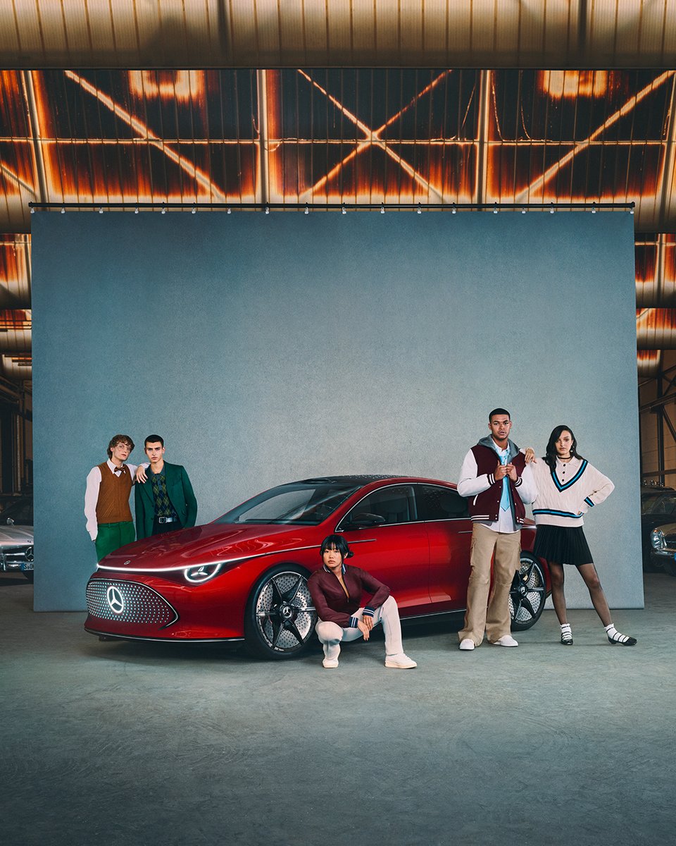 MercedesBenz's tweet image. Introducing a class-deﬁning vision for the Mercedes-Benz entry segment: the Concept CLA Class.
#MercedesBenz #DeﬁningClass #ConceptCLAClass