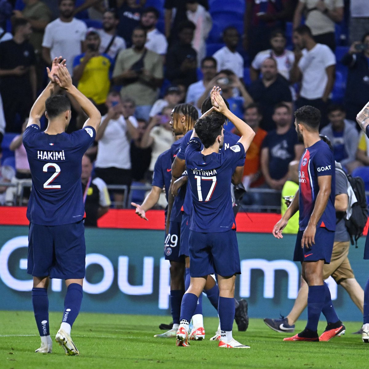 PSG_espanol's tweet photo. ¡Gracias por el apoyo en este gran día! 🙌

 #OLPSG 1️⃣:4️⃣ https://t.co/qLyf0DdYck