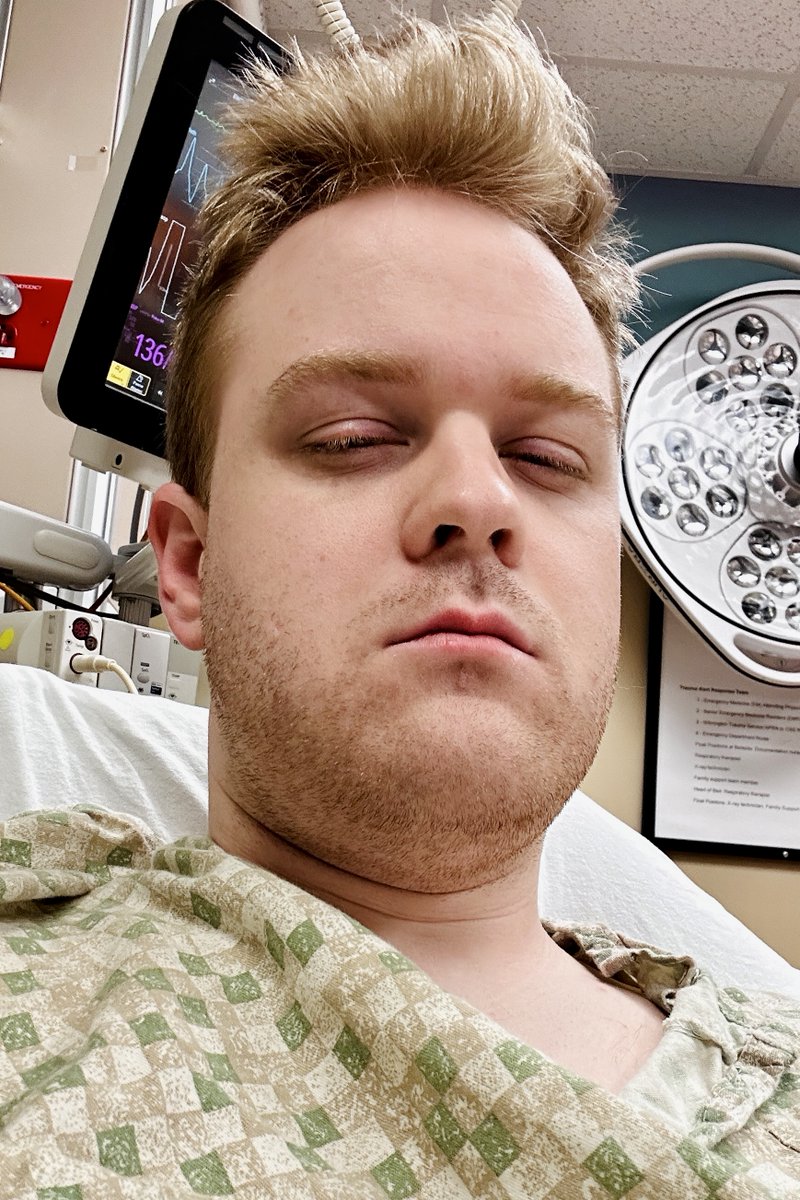 JamesRath's tweet image. 🏥 Yesterday, I woke up barely able to breathe because my tongue, lips, and throat were swollen. My first thought was to call my Mom, who&apos;s a nurse. She insisted I call emergency services. However, as I spoke to her, my ability to talk rapidly diminished, and I began choking on…