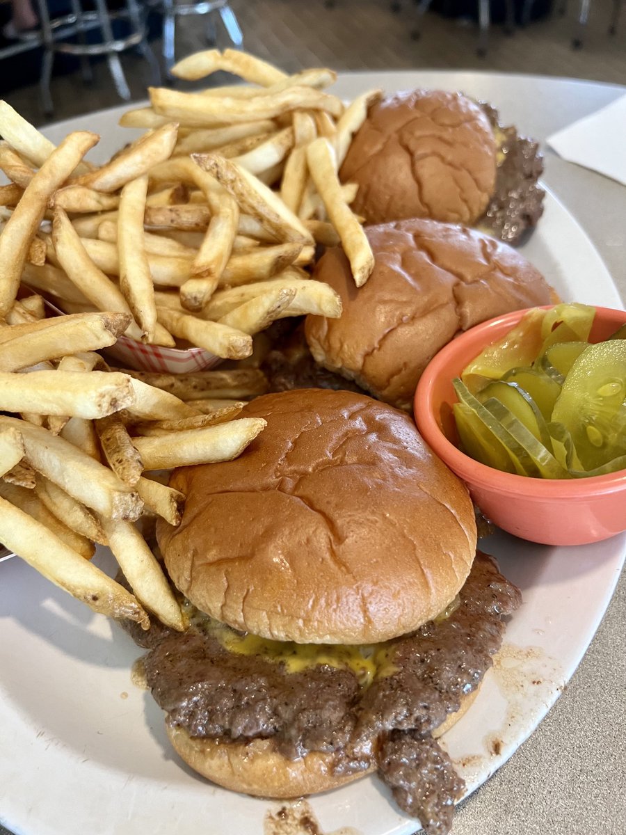 ChristinePasqualucci tweet media