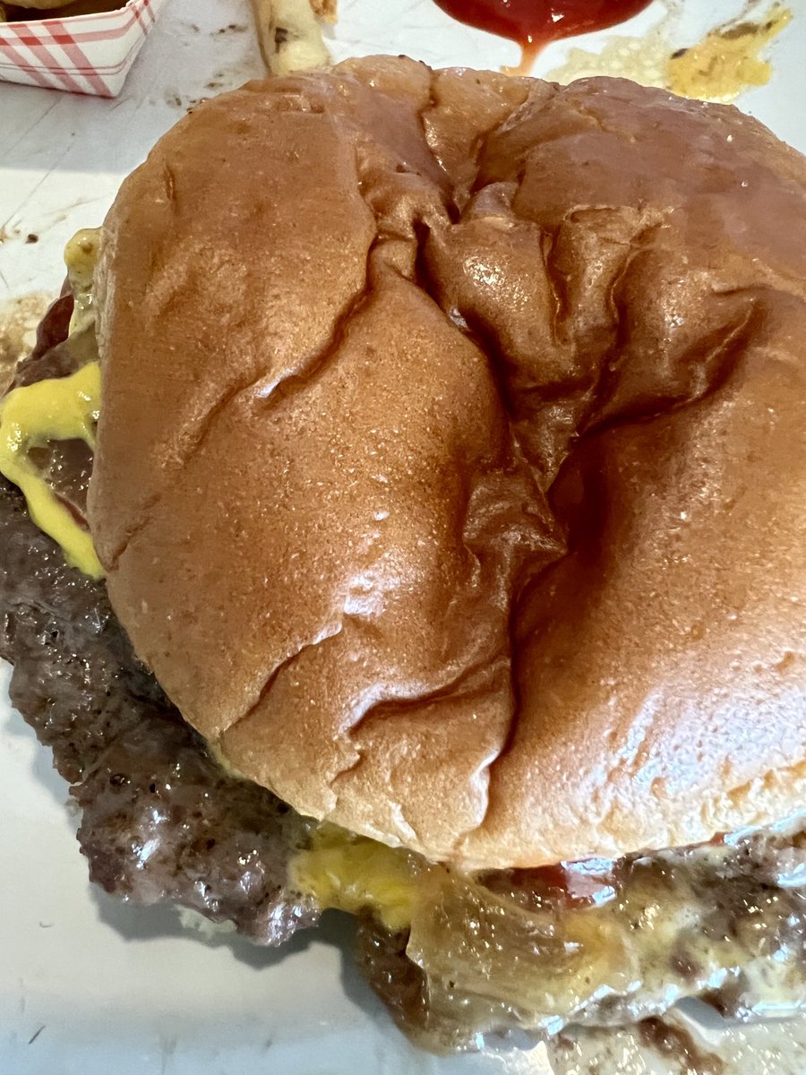 ChristinePasqualucci tweet media