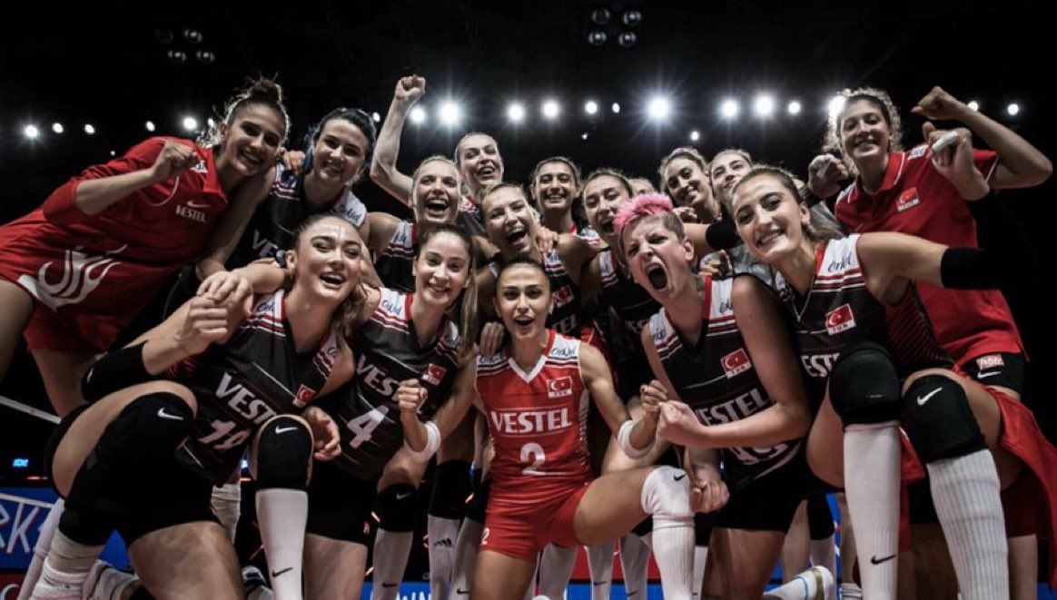 KİMSEYİ GÖRMEDİM BEN,
SENDEN DAHA GÜZEL! 🇹🇷

#FileninSultanlari