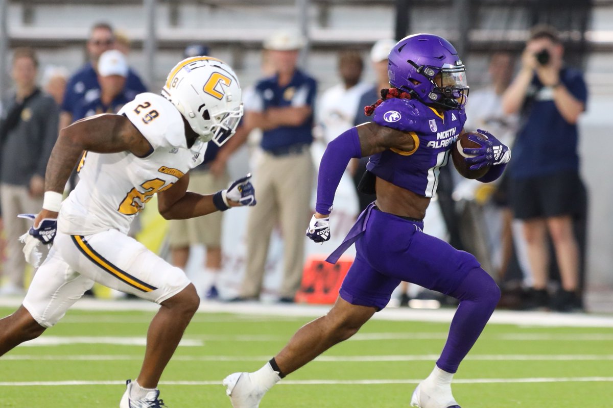 North Alabama Football (@unafootball) on Twitter photo ππππ ππ πππ ππππππ π―
Sophomore running back Jalyn Daniels currently leads all of <a href="/NCAA_FCS/">NCAA FCS Football</a> with 196 rushing yards, doing so on just 11 carries for an average of 17.8 yards per attempt!
#RoarLions π¦ ππππ ππ πππ ππππππ π―
Sophomore running back Jalyn Daniels currently leads all of <a href="/NCAA_FCS/">NCAA FCS Football</a> with 196 rushing yards, doing so on just 11 carries for an average of 17.8 yards per attempt!
#RoarLions π¦